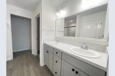 1818 Cole Place, The Villages, FL 34762 - Photo 8