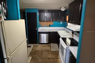 13046 SE 102nd Terrace, Ocklawaha, FL 32179 - Photo 2