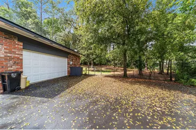9310 NW 10th Place, Gainesville, FL 32606 - Photo 4