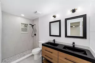 9310 NW 10th Pl, Gainesville, FL 32606 - Photo 36