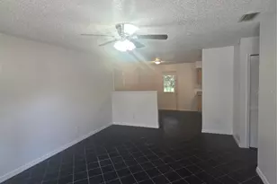 4995 NE 27th Ct, Ocala, FL 34479 - Photo 2