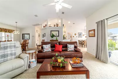 19630 SE 15th Place, Morriston, FL 32668 - Photo 16