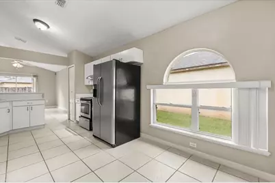 4105 Mendenwood Lane, Orlando, FL 32826 - Photo 14