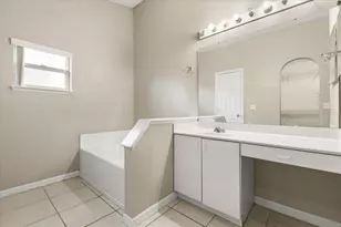 4105 Mendenwood Ln, Orlando, FL 32826 - Photo 20