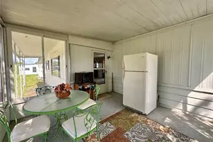 37925 Date Palm Dr, Zephyrhills, FL 33542 - Photo 6