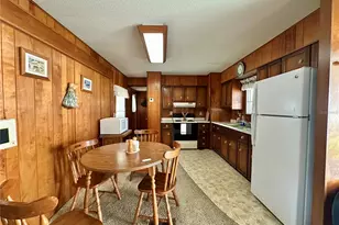 37925 Date Palm Dr, Zephyrhills, FL 33542 - Photo 12