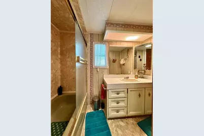 37925 Date Palm Drive, Zephyrhills, FL 33542 - Photo 14