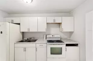 1665 SW 3rd St, Ocala, FL 34471 - Photo 14