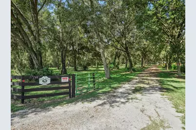 17244 SE 130th Avenue, Weirsdale, FL 32195 - Photo 2