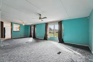 1832 Jones Dr, Leesburg, FL 34748 - Photo 10