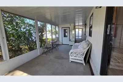 615 NE Cottage Park Lane, Leesburg, FL 34748 - Photo 14