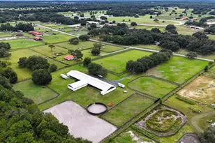 21051 SE 42nd St, Morriston, FL 32668 - Photo 22