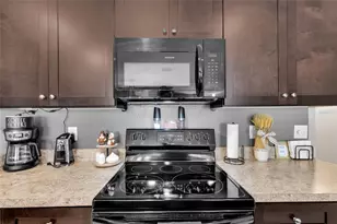 3016 NE 43rd Rd, Ocala, FL 34470 - Photo 10