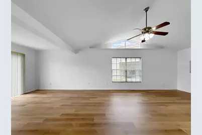 6554 Gentle Ben Circle, Wesley Chapel, FL 33544 - Photo 14