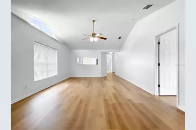 6554 Gentle Ben Circle, Wesley Chapel, FL 33544 - Photo 12