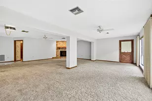 9835 Wedgewood Ln, Leesburg, FL 34788 - Photo 24