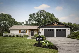 9835 Wedgewood Ln, Leesburg, FL 34788 - Photo 2