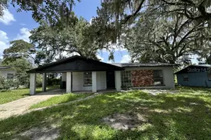 2209 NW 24th Rd, Ocala, FL 34475 - Photo 1