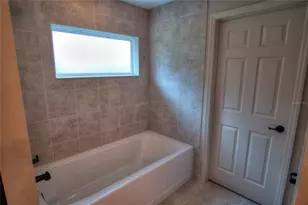 16773 SW 18th Avenue Rd, Ocala, FL 34473 - Photo 8