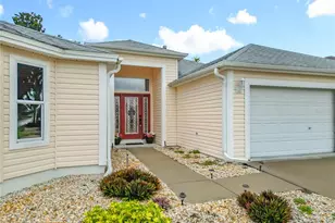 16946 SE 93rd Cuthbert Cir, The Villages, FL 32162 - Photo 2