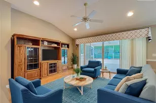 16946 SE 93rd Cuthbert Cir, The Villages, FL 32162 - Photo 8