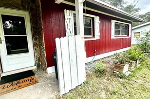 764 NE 13th St, Crystal River, FL 34428 - Photo 8