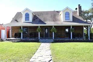 14430 SE Hwy 42, Weirsdale, FL 32195 - Photo 1