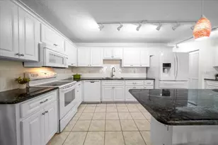 8819 SW 91st Pl, Ocala, FL 34481 - Photo 10