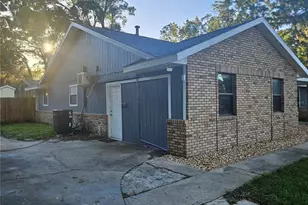 985 SE 56th Ct, Ocala, FL 34480 - Photo 2