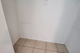 25 Beverly Hills Blvd, Beverly Hills, FL 34465 - Photo 10