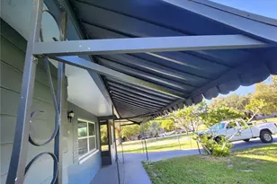 25 Beverly Hills Blvd, Beverly Hills, FL 34465 - Photo 2