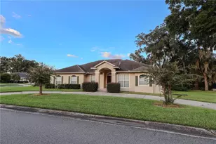 2243 SE Laurel Run Dr, Ocala, FL 34471 - Photo 6