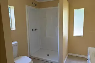 102 3rd St, Lady Lake, FL 32159 - Photo 8