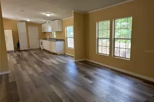 102 3rd St, Lady Lake, FL 32159 - Photo 6