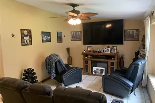 9094 N Hammond Way, Citrus Springs, FL 34434 - Photo 4