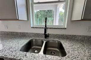 902 SW 2nd St, Ocala, FL 34471 - Photo 8