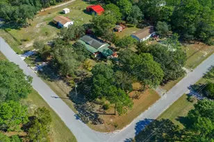 16651 SW 42nd Loop, Ocala, FL 34481 - Photo 2