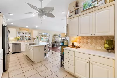 17339 SE 84th Foxgrove Avenue, The Villages, FL 32162 - Photo 16