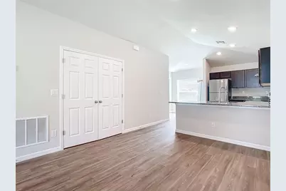 10109 Tramore Avenue, Englewood, FL 34224 - Photo 8