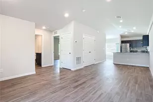 10109 Tramore Ave, Englewood, FL 34224 - Photo 2