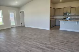 1100 Heron Point Dr, Inverness, FL 34453 - Photo 10