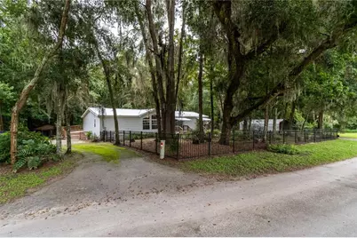 7901 NW 125th Street, Reddick, FL 32686 - Photo 2