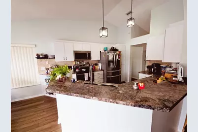 10085 Blackburn Street, Spring Hill, FL 34608 - Photo 8