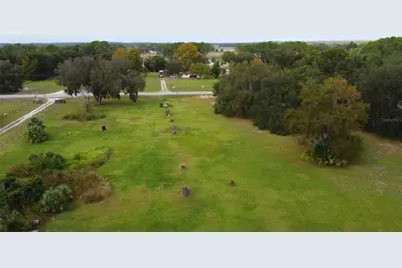 11701 SE Highway 464, Ocklawaha, FL 32179 - Photo 18