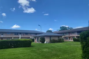 1100 E Caroline St, Tavares, FL 32778 - Photo 2