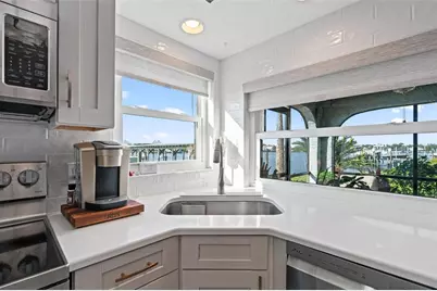 371 NW 14th Place, Crystal River, FL 34428 - Photo 16