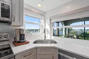 371 NW 14th Pl, Crystal River, FL 34428 - Photo 16