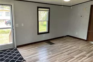 18057 SE 20th Pl, Silver Springs, FL 34488 - Photo 2