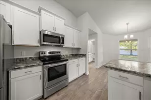 3913 NE 58th Cir, Silver Springs, FL 34488 - Photo 14