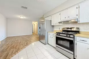 2100 58th St N, Saint Petersburg, FL 33710 - Photo 16